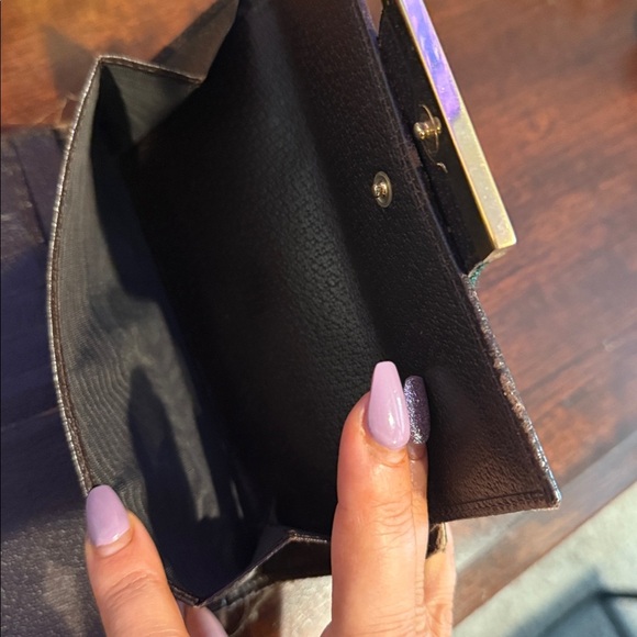 Gucci Beige and Red Monogram Wallet green gold designer clutch cards slots - Picture 6 of 13